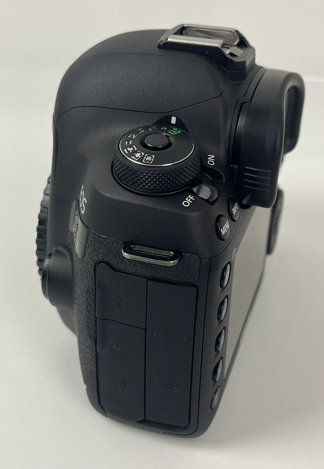 C7_3e7c73bf-8e27-463e-a90b-17bf3ad1f697.jpg Canon 5d Mark iv – Image 3